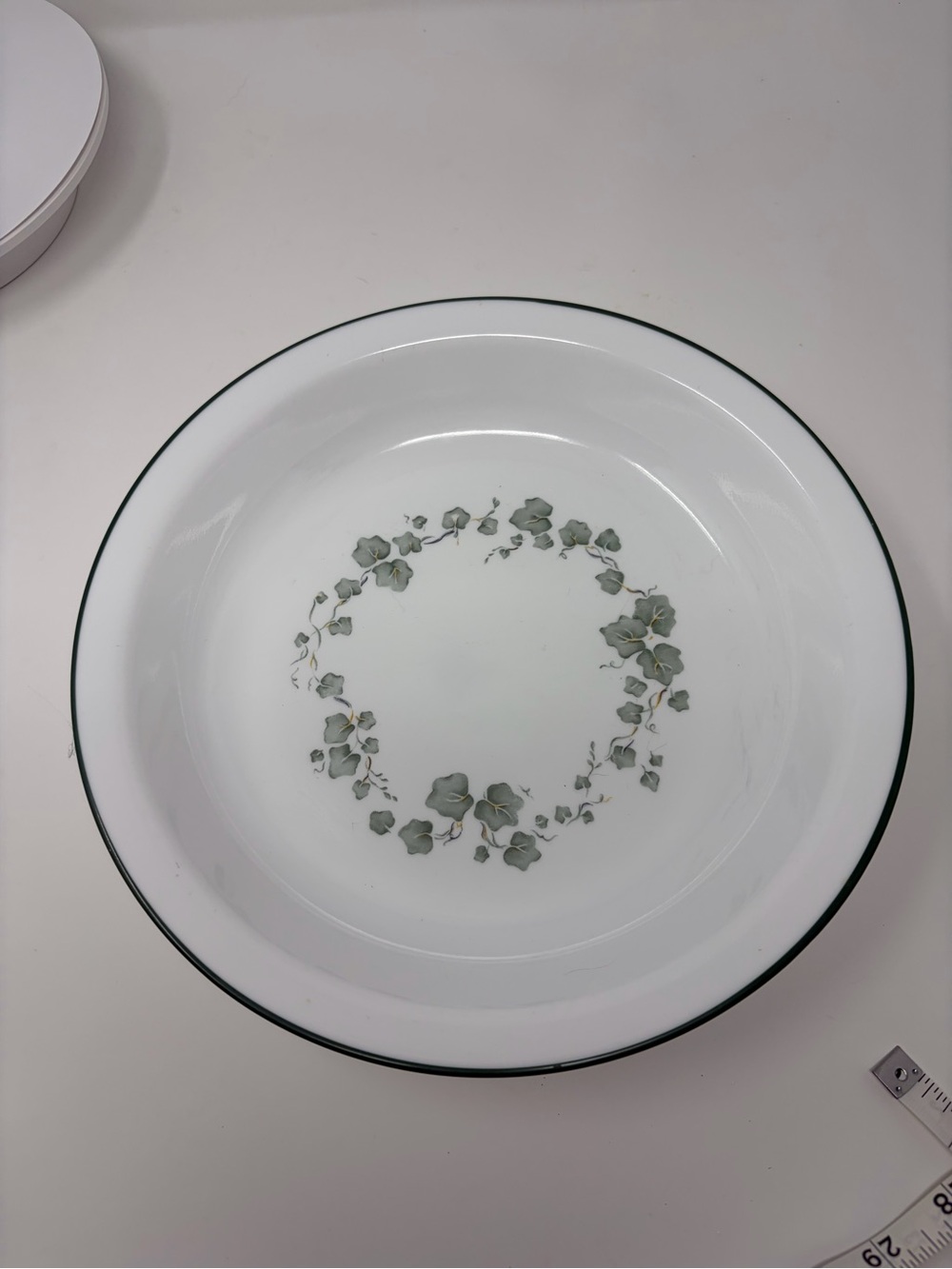 CORELLE Callaway Green Ivy Break Chip Resistant 10-1/4” Pie Baking Plate